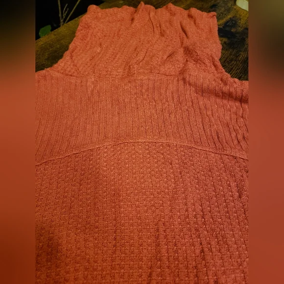 Free People hi low swing sweater stretchy boxy fit - Picture 7 of 13